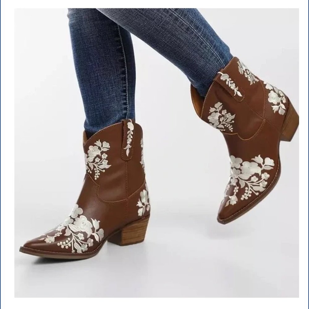 Dingo Cowgirl Boot sz 7 Brown Take a Bow Western Embroidered Ankle WORN ONCE!